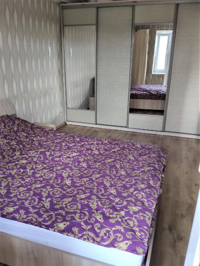 Cozy One Bedroom Apartment Киев Экстерьер фото